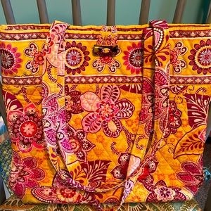 Vera Bradley Tote